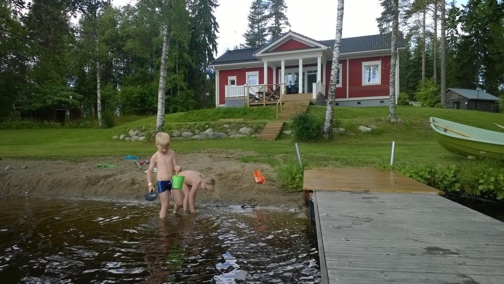 Loeydoen Kartano Villas Mikkeli Bilik gambar